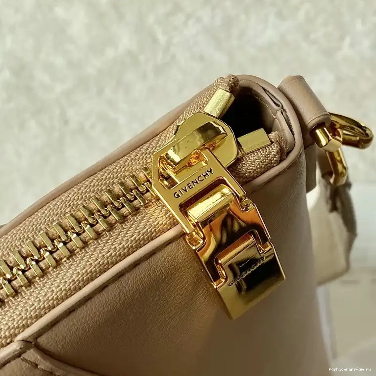 Fashionrepsfam ru Bag 2209SW0088 Givenchy 0506